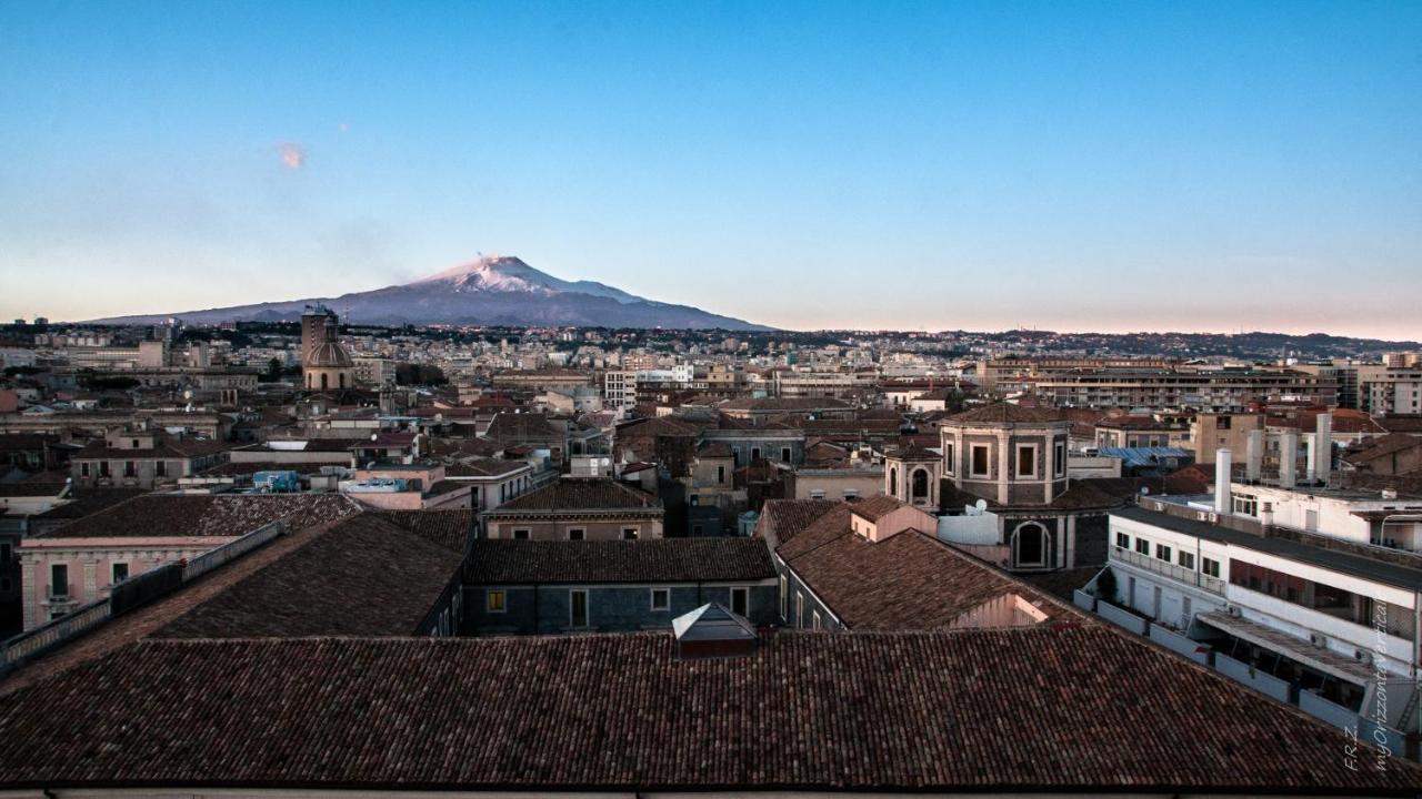 Etnacity Guest House Apartment Catania Bagian luar foto
