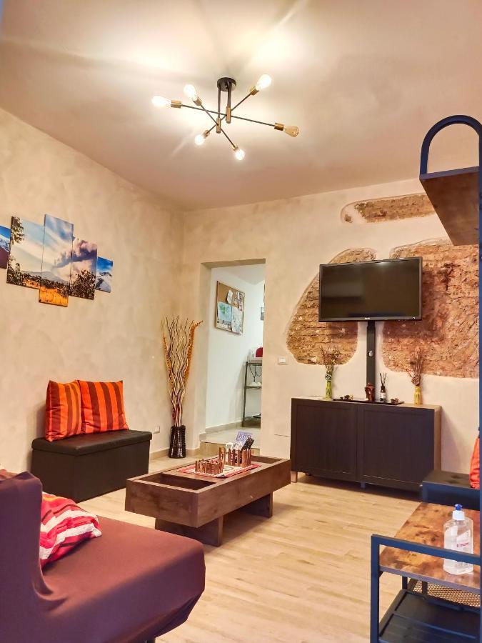 Etnacity Guest House Apartment Catania Bagian luar foto